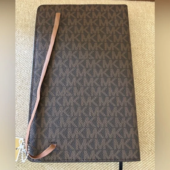NWT Michael Kors Monogram Notebook in Brown - Picture 7 of 9